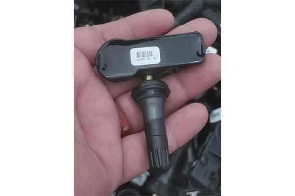 New Arrival Schrader Tire Pressure Monitoring Sensor TP3040001 1353621330